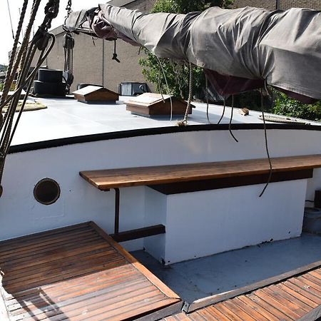 Boat-Apartment Rotterdam Fokkelina Экстерьер фото